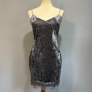 VTG Y2K Guess crushed velvet lace mini dress spaghetti strap holiday NYE, size M